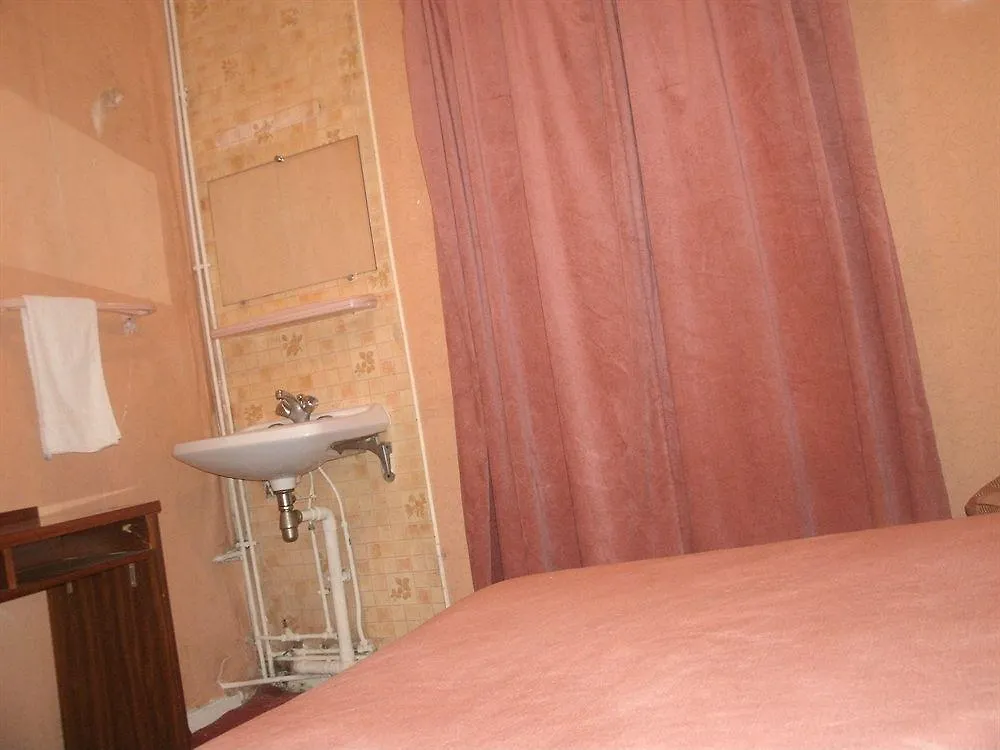 Hotel Saint Pierre 2*